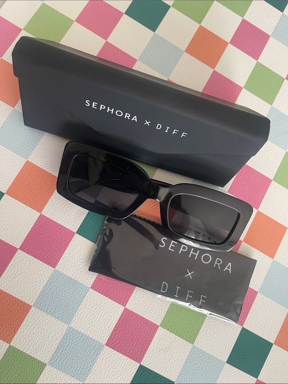 Sephora x Diff Eyewear Sunglasses - Black